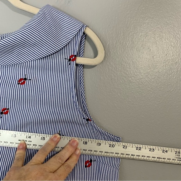 Talbots blue and‎ white striped popover ladybug tunic blouse. Size L - Picture 7 of 9